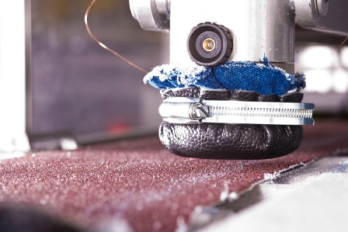 防護(hù)服沖擊測試.jpg 防護(hù)服沖擊測試.jpg